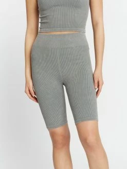 Thread & Supply Kyla Shorts 18 Thread & Supply Kyla Shorts