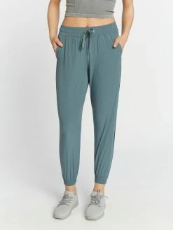 Thread & Supply Sale Zuzana Joggers