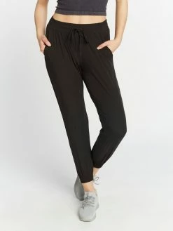 Thread & Supply Sale Zuzana Joggers