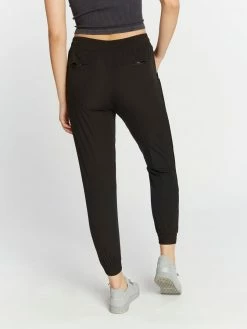 Thread & Supply Sale Zuzana Joggers