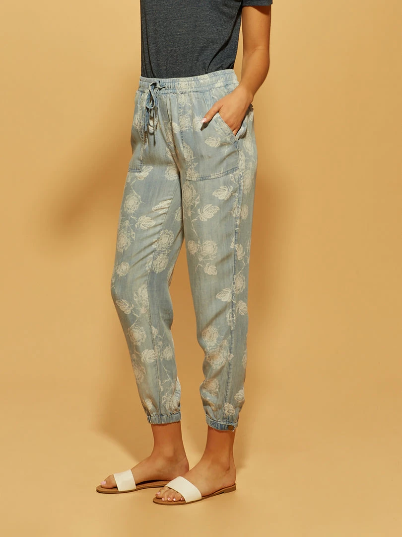 Thread & Supply Serena Jogger Sustainable 2 Thread & Supply Serena Jogger Sustainable