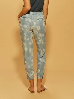 Thread & Supply Serena Jogger Sustainable 10 Thread & Supply Serena Jogger Sustainable