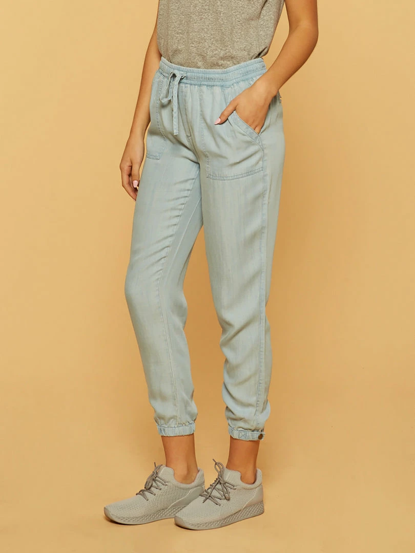 Thread & Supply Serena Jogger Sustainable 6 Thread & Supply Serena Jogger Sustainable